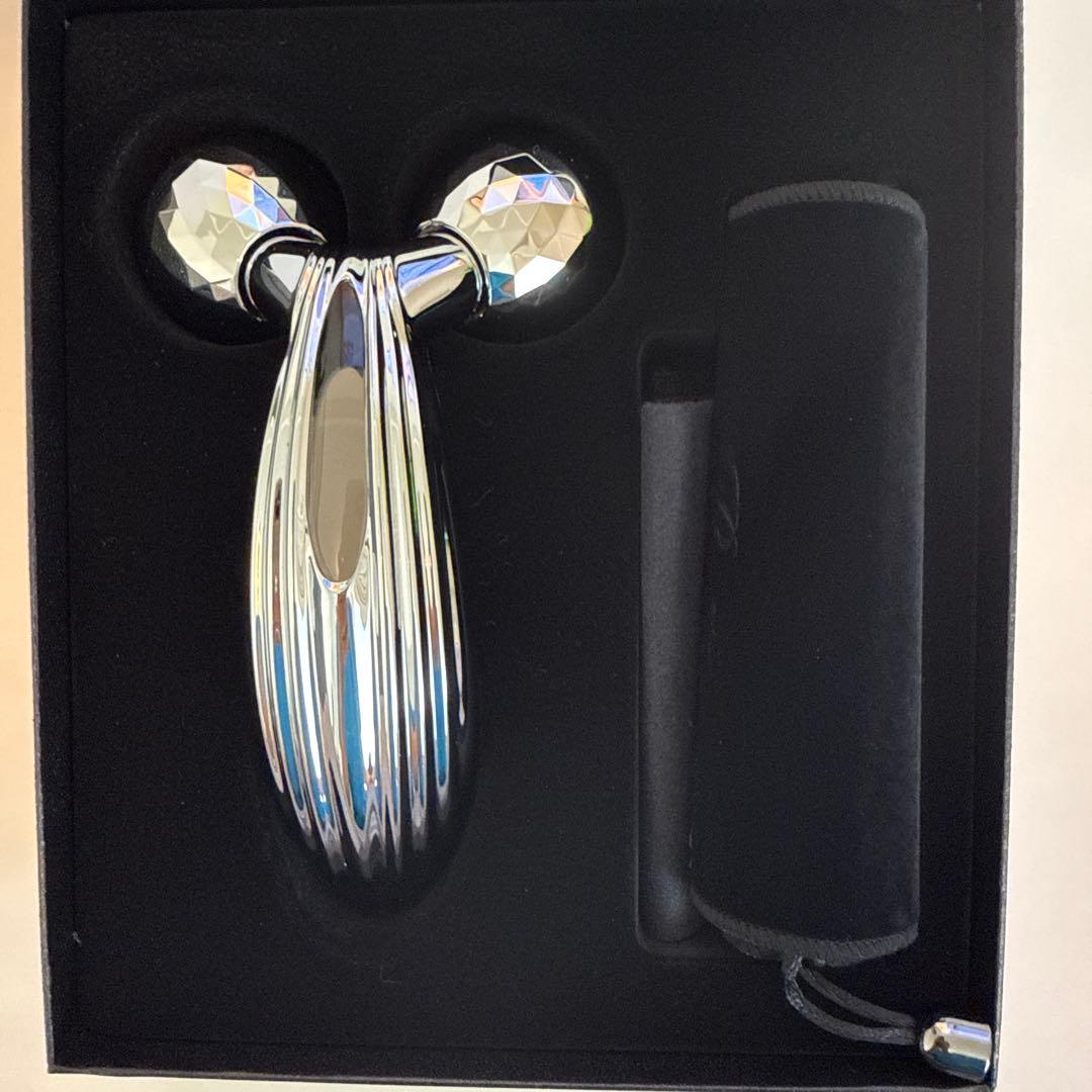 【新品、未使用】ReFa リファカラット　美顔ローラー