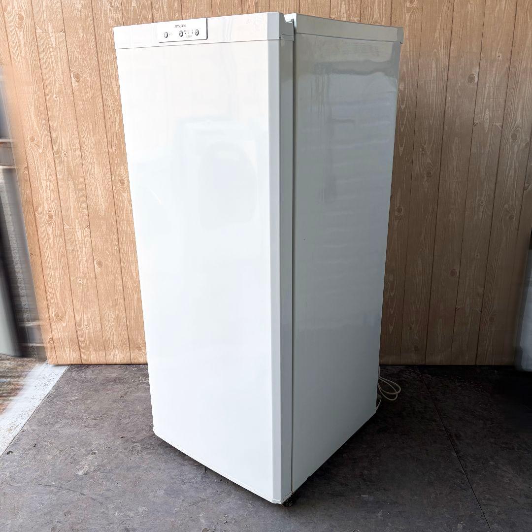 配送設置無料！純正三菱スタイリッシュおしゃれコンパクト冷凍庫！完動超美品！