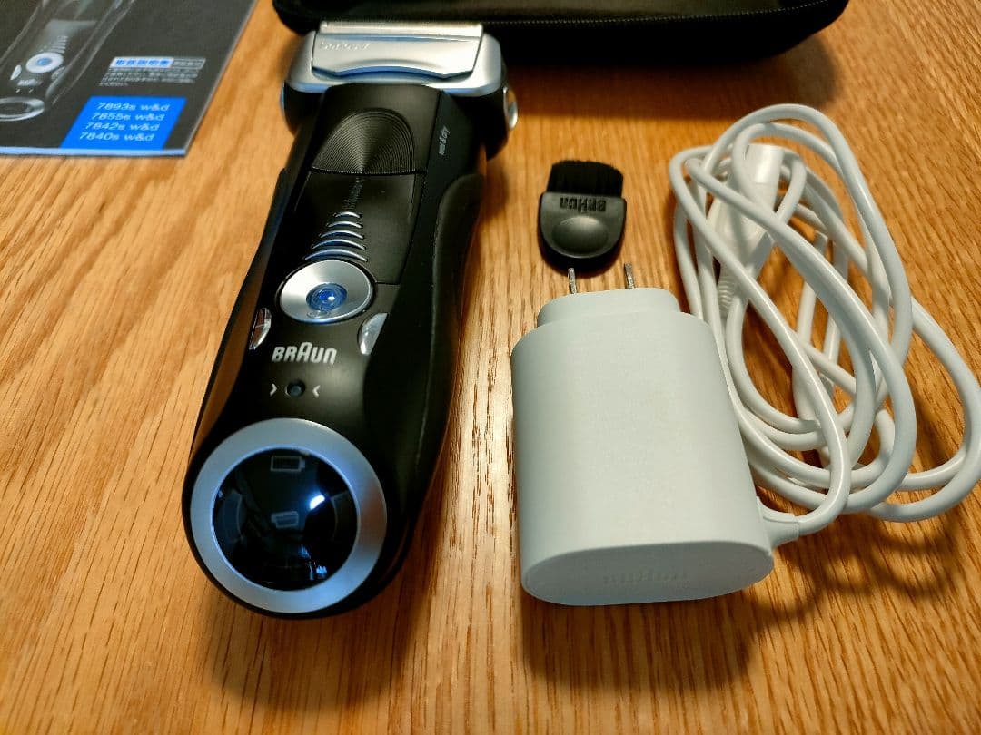 BRAUN Series7 メンズ 電気シェーバー 限定パック 髭剃り ブラウン