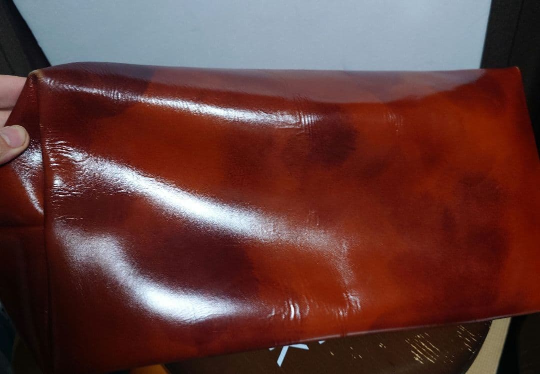 ブラウンレザー メッセンジャーバッグ　ユニアンドコー