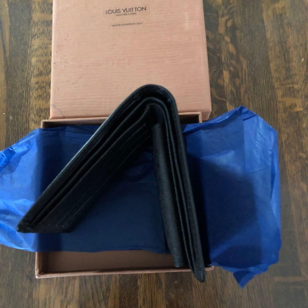ルイヴィトン札入れ