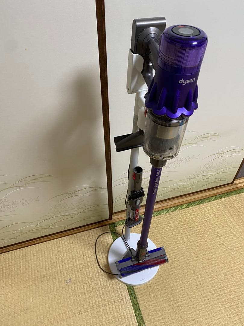 ダイソン dyson Digital Slim fluffy sv18