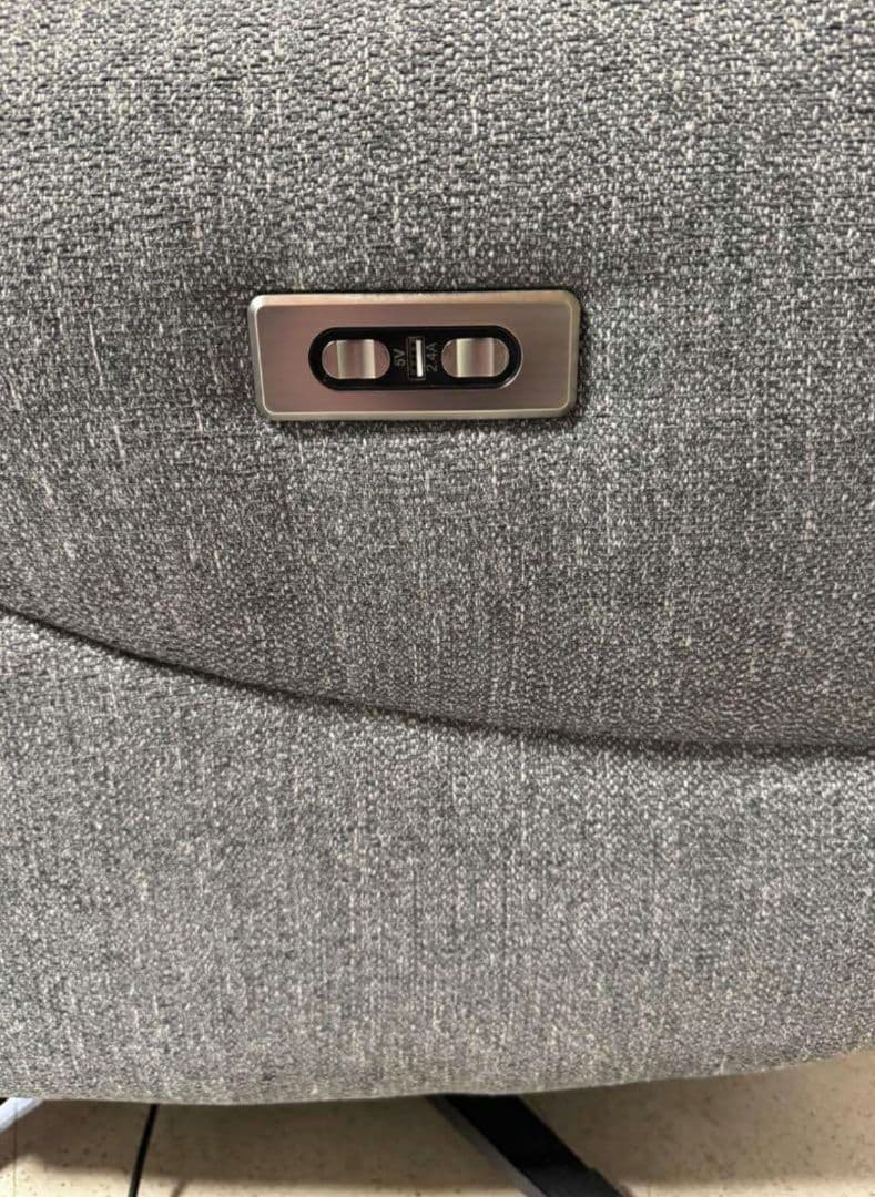 [送料込] ニトリ電動1人掛け　パーソナルチェア　定価79900　使用少ない