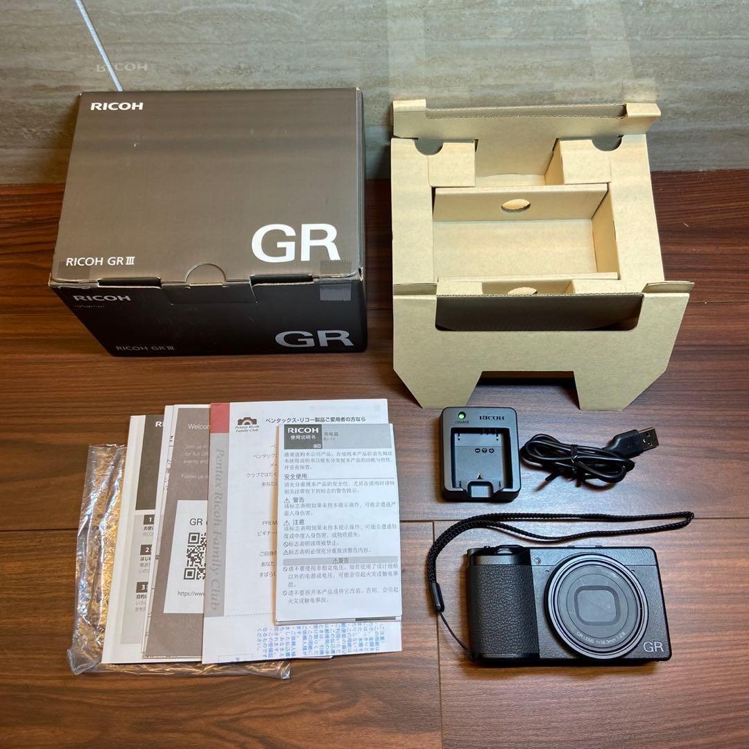 RICOH GR Ⅲ デジカメ ほぼ新品 4929