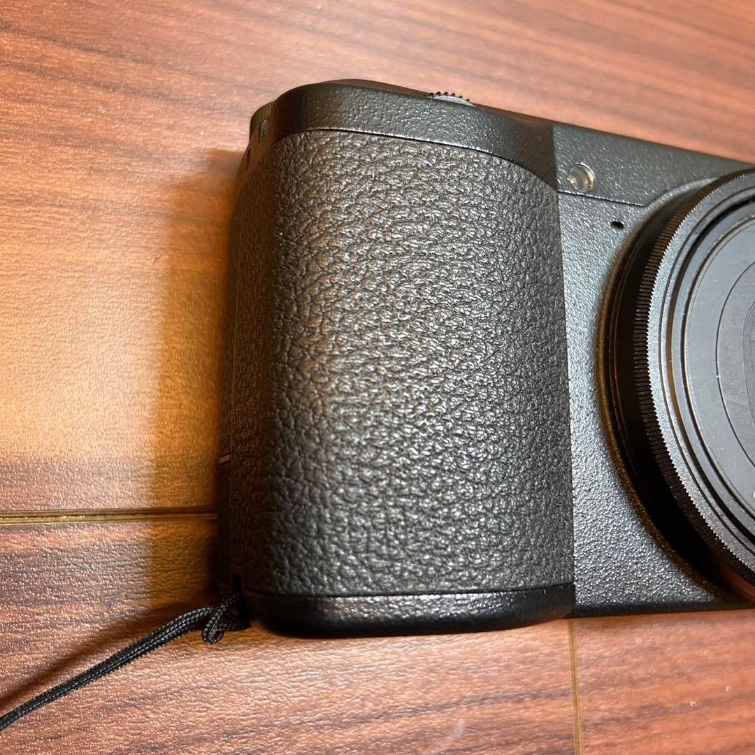RICOH GR Ⅲ デジカメ ほぼ新品 4929
