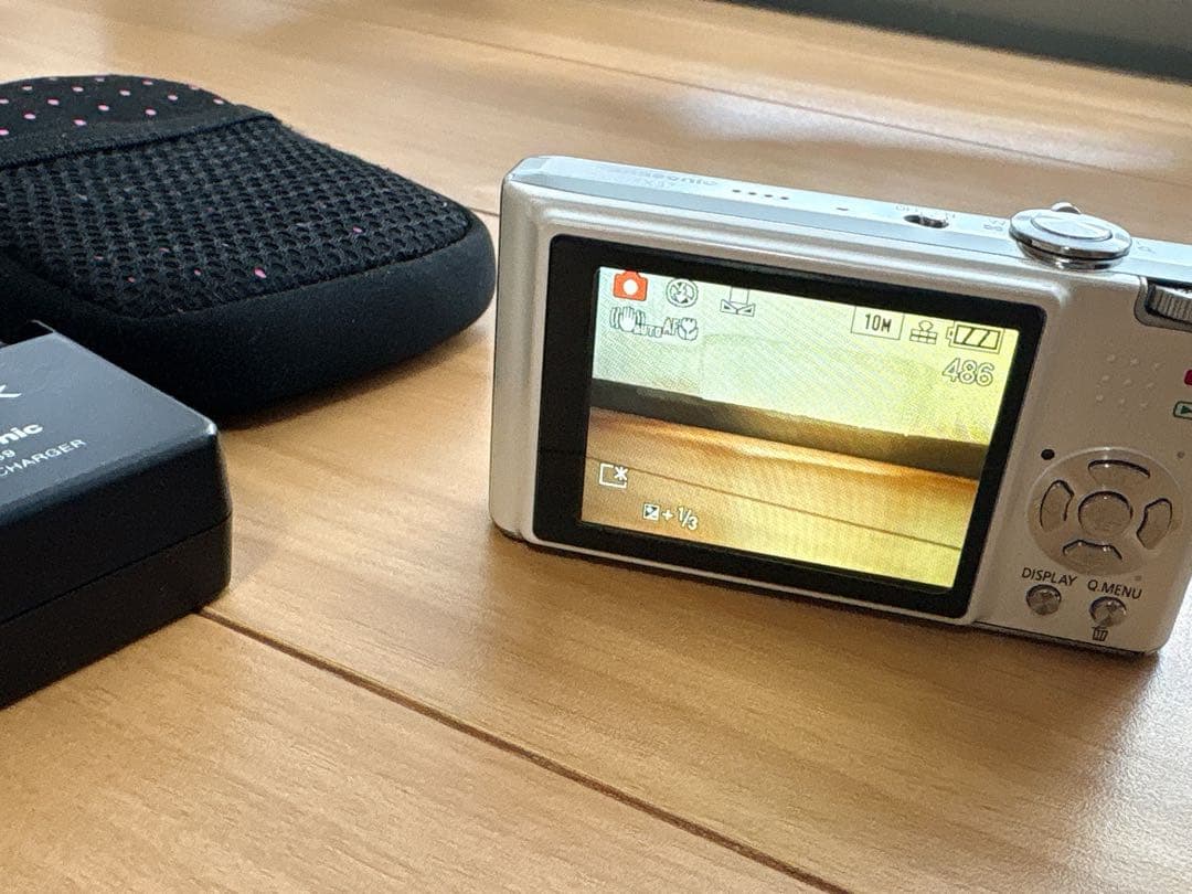 Panasonic LUMIX DMC-FX37コンパクトデジタルカメラ