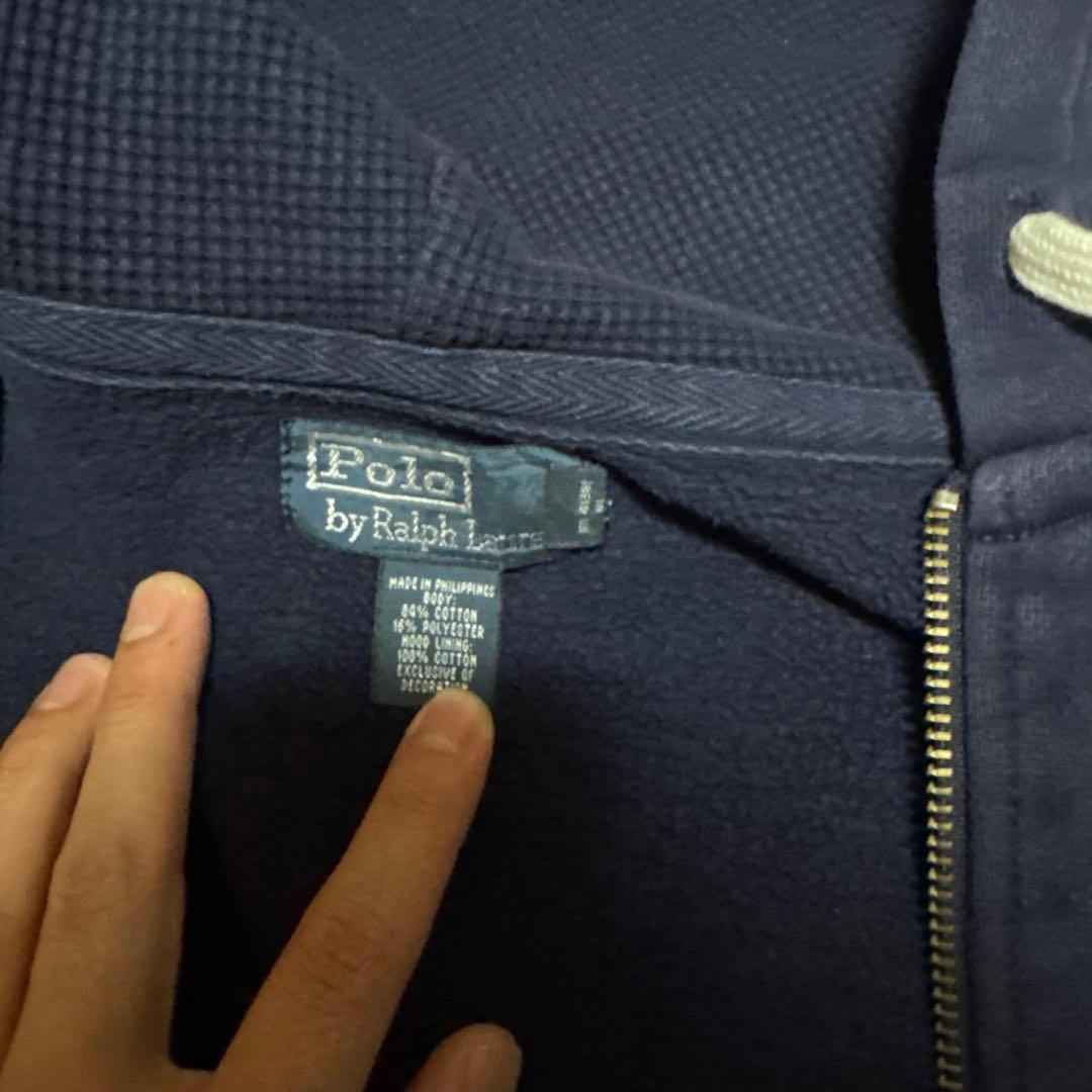 ポロ刺繍入りネイビーパーカー
