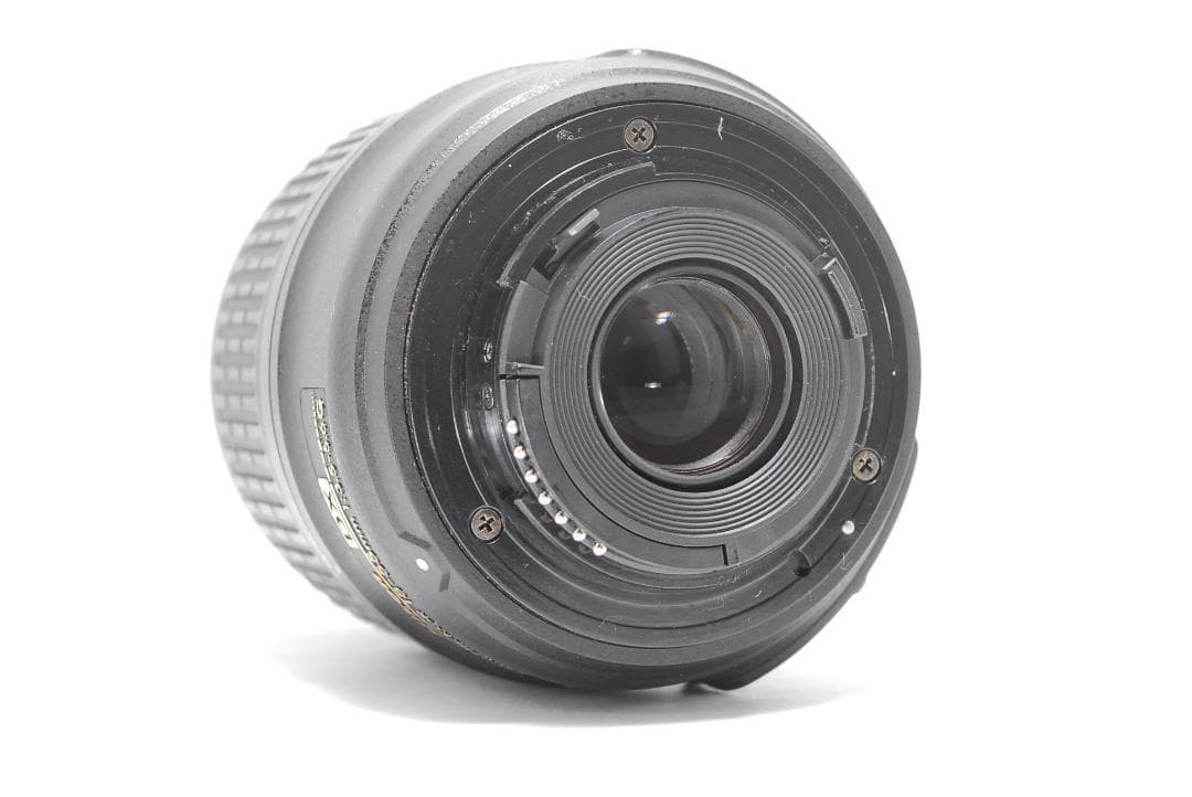 【美品】Nikon D5000　スマホ転送　動画も写真も撮れる　バリアングル液晶