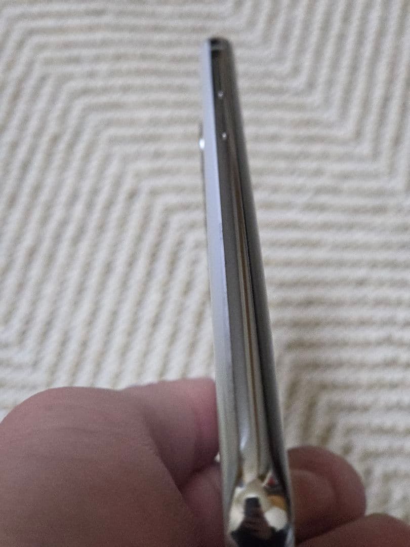 Galaxy S10 楽天モバイル版 純正ワイヤレス充電器つき