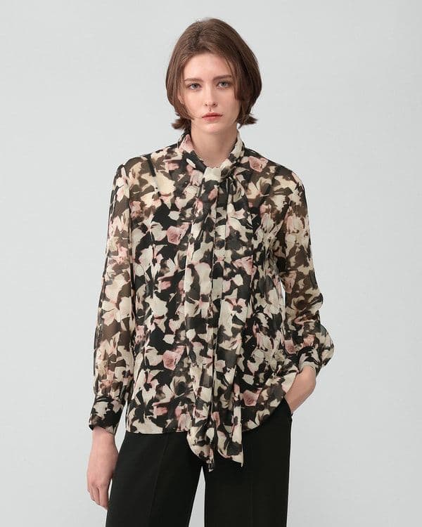 新品*定価3.7万 セオリーリュクス 今季完売 フローラルプリントブラウス