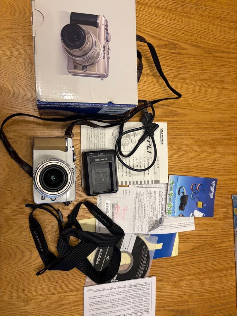 オリンパス PL1s ミラーレスカメラ