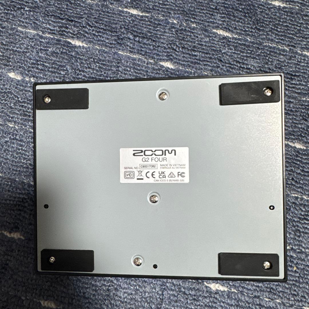 ZOOM G2 FOUR ギターエフェクター　　純正アダプター付き