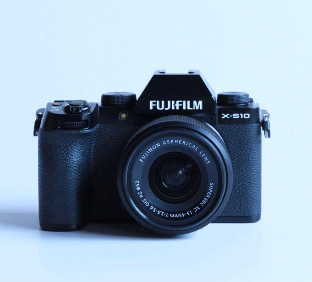 富士フイルム X-S10 XC15-45mm レンズキット