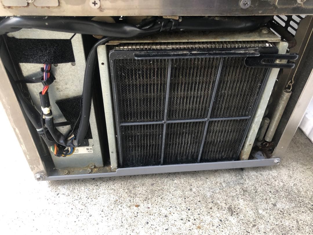 パナソニック　業務用製氷機　SIM-S2500 2015年製