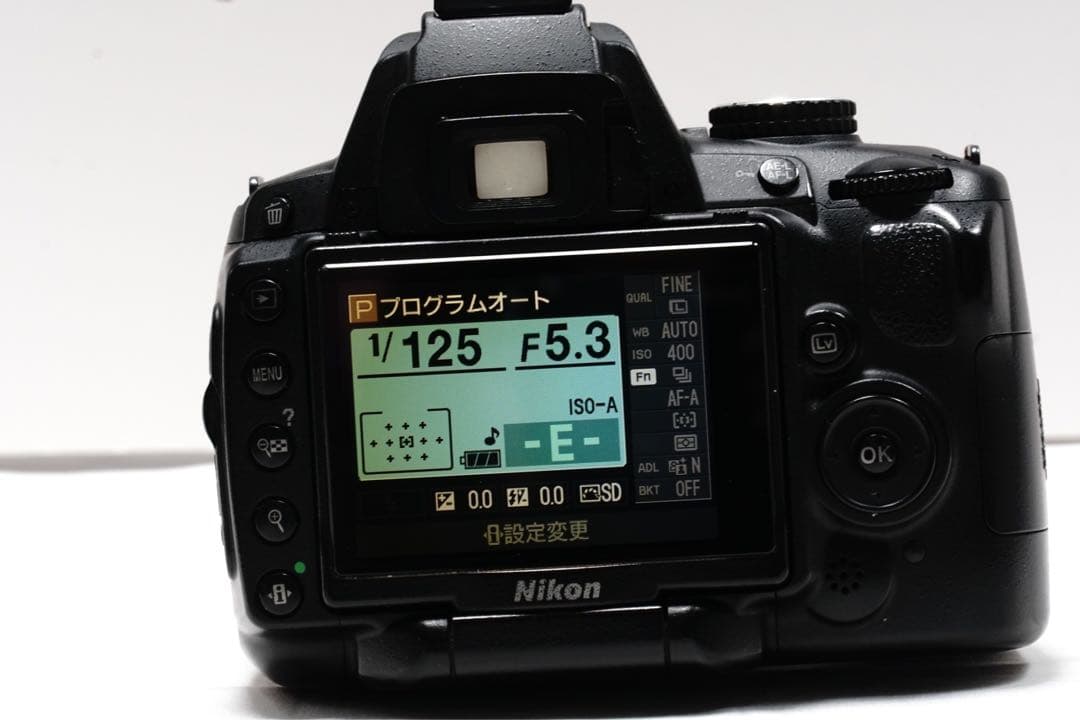 ニコン Nikon D5000 スマホ転送 動画撮影・自撮り可 手振れ補正付
