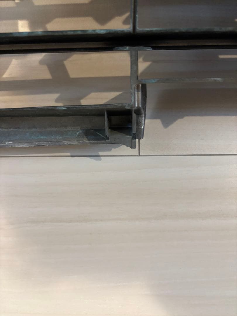 ダイハツL700Sミラジーノ　メッキグリル（フォグ付）