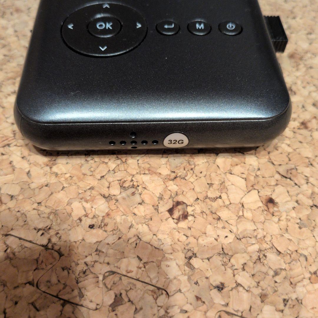 UENO-mono カベーニ　モバイルプロジェクター