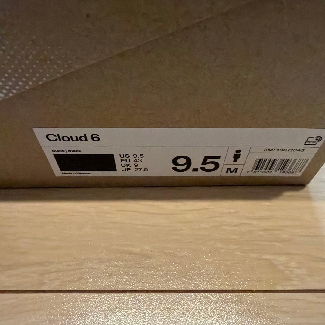 On cloud 6 ブラック