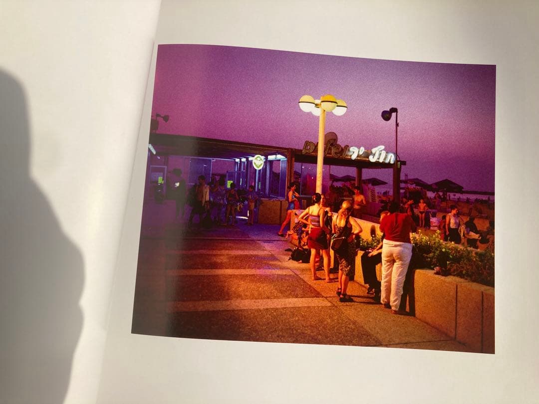 芸術写真 Pictures from the Surface of the Earth