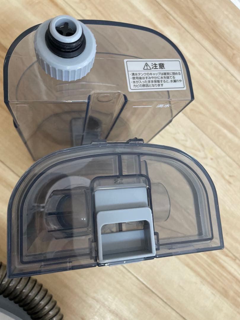 美品アイリスオーヤマ 布製品洗浄クリーナー RNS-P10-W 2024年製