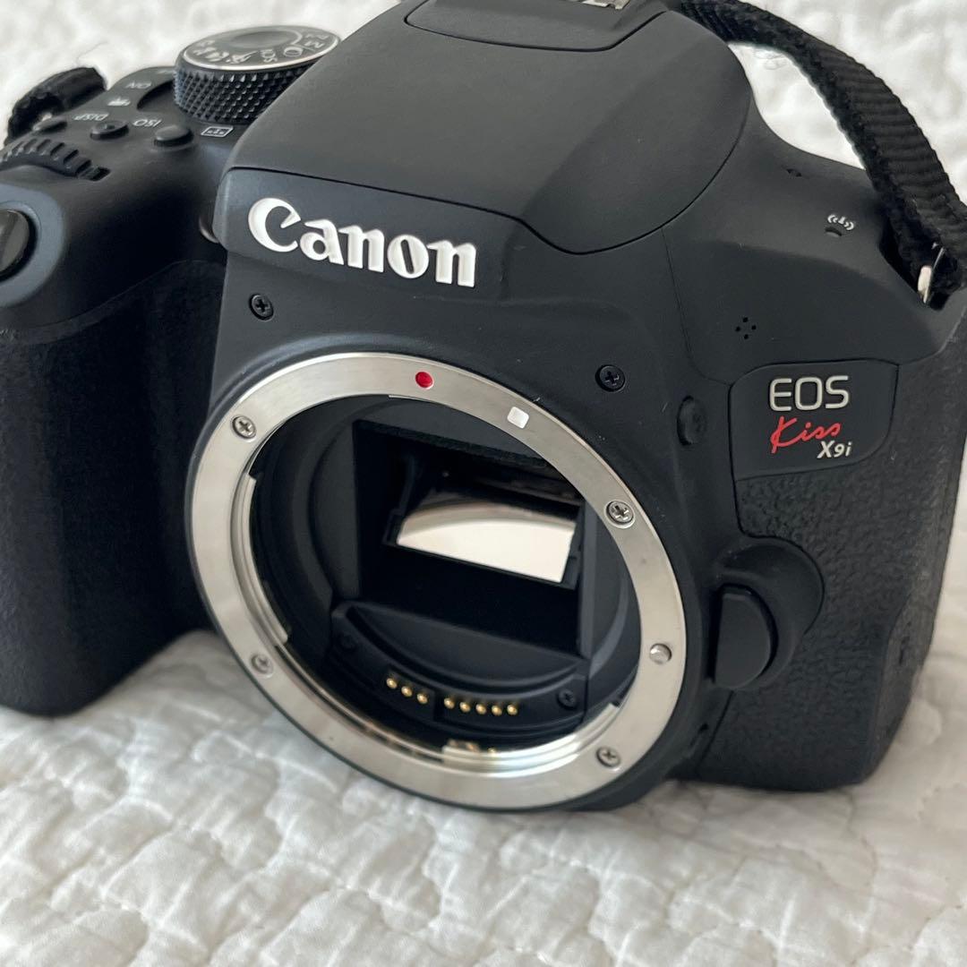 Canon EOS Kiss X9i 本体