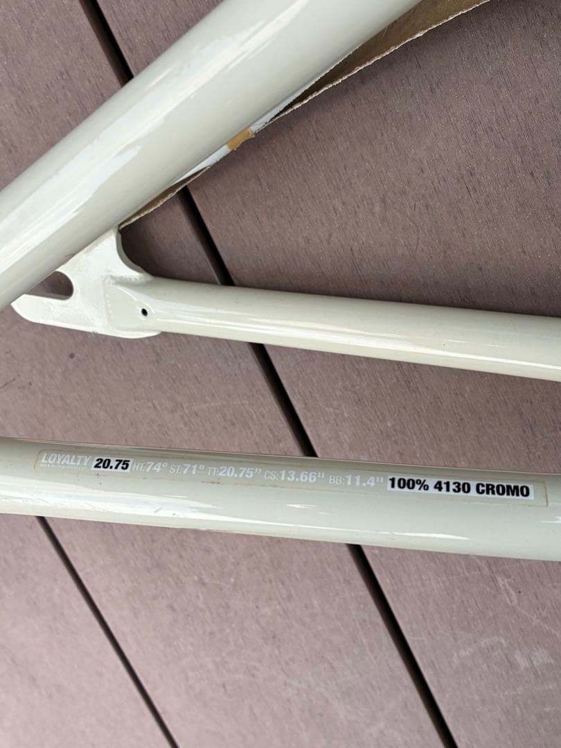 TT20.75 BMX フレーム 白