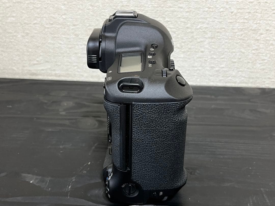 稀少　Canon EOS-1Ds Mark III トランスミッター 付！