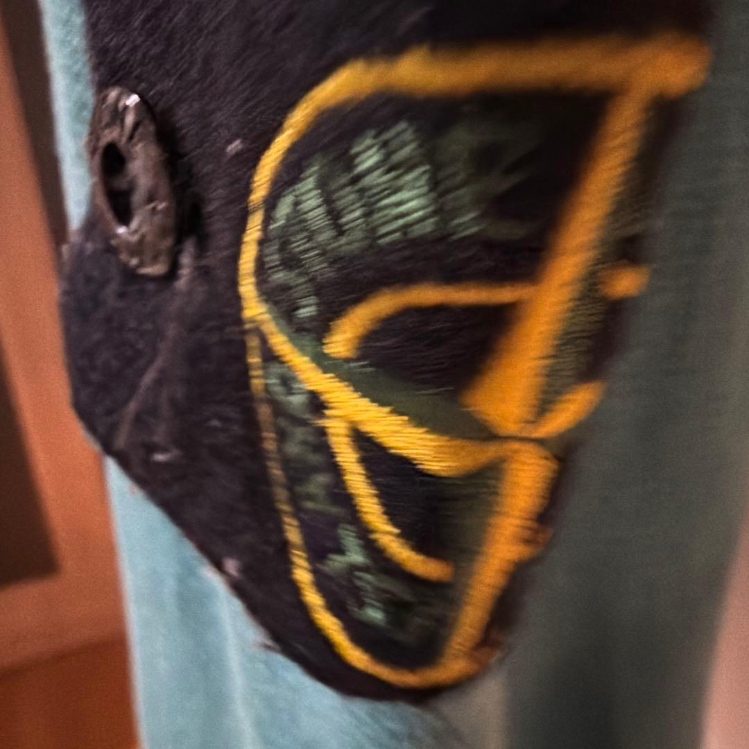 stone  archive クルーネック セーター エメラルド色