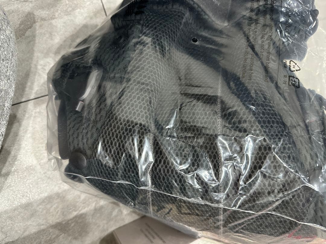 ベビービョルン 抱っこ紐 ほぼ未使用