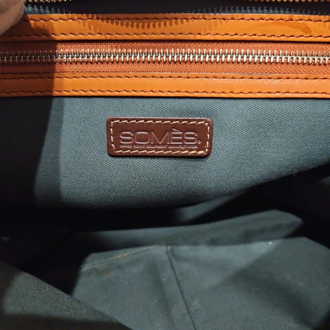 美品 ソメスサドル レザー フラップ ショルダーバッグ キャメル A4