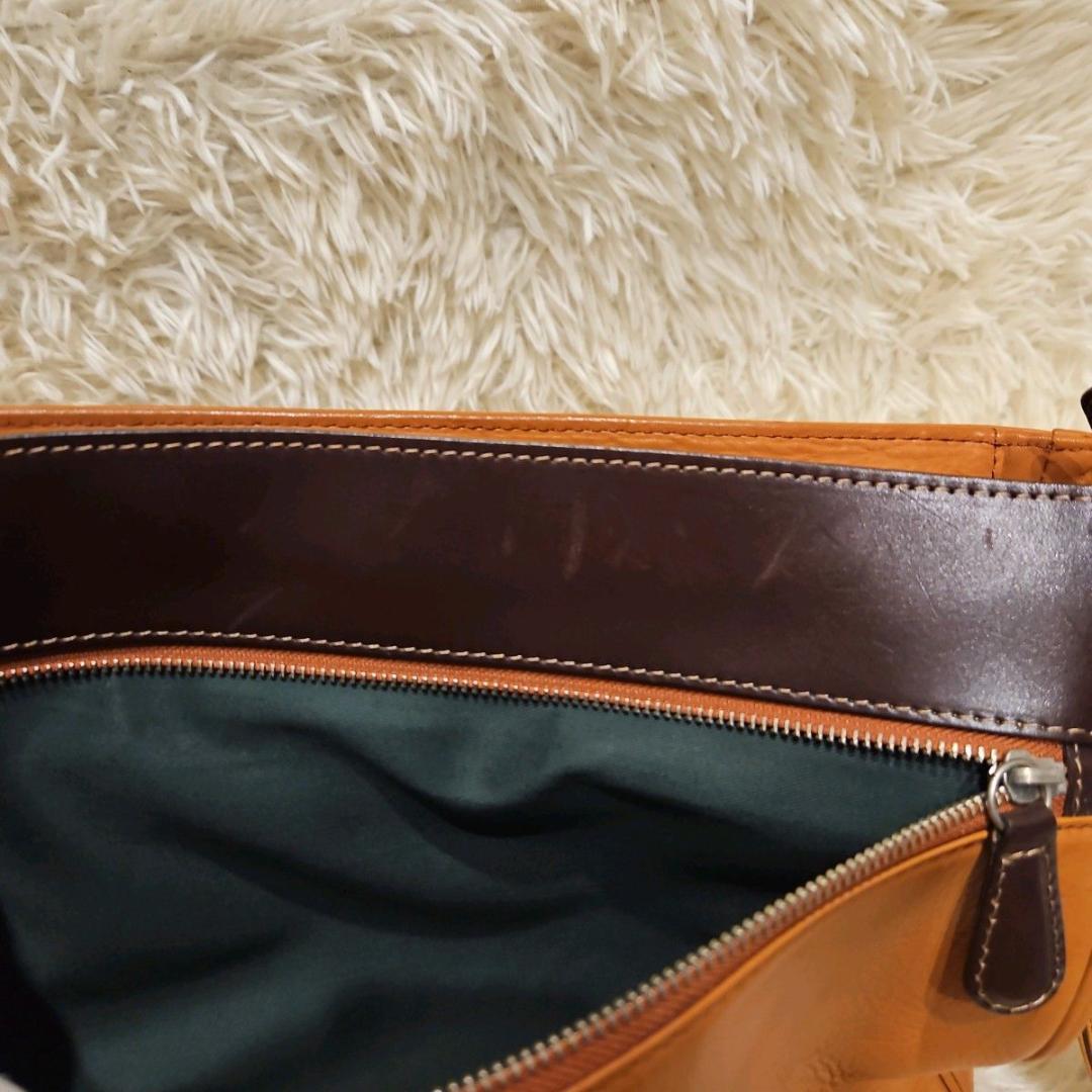 美品 ソメスサドル レザー フラップ ショルダーバッグ キャメル A4