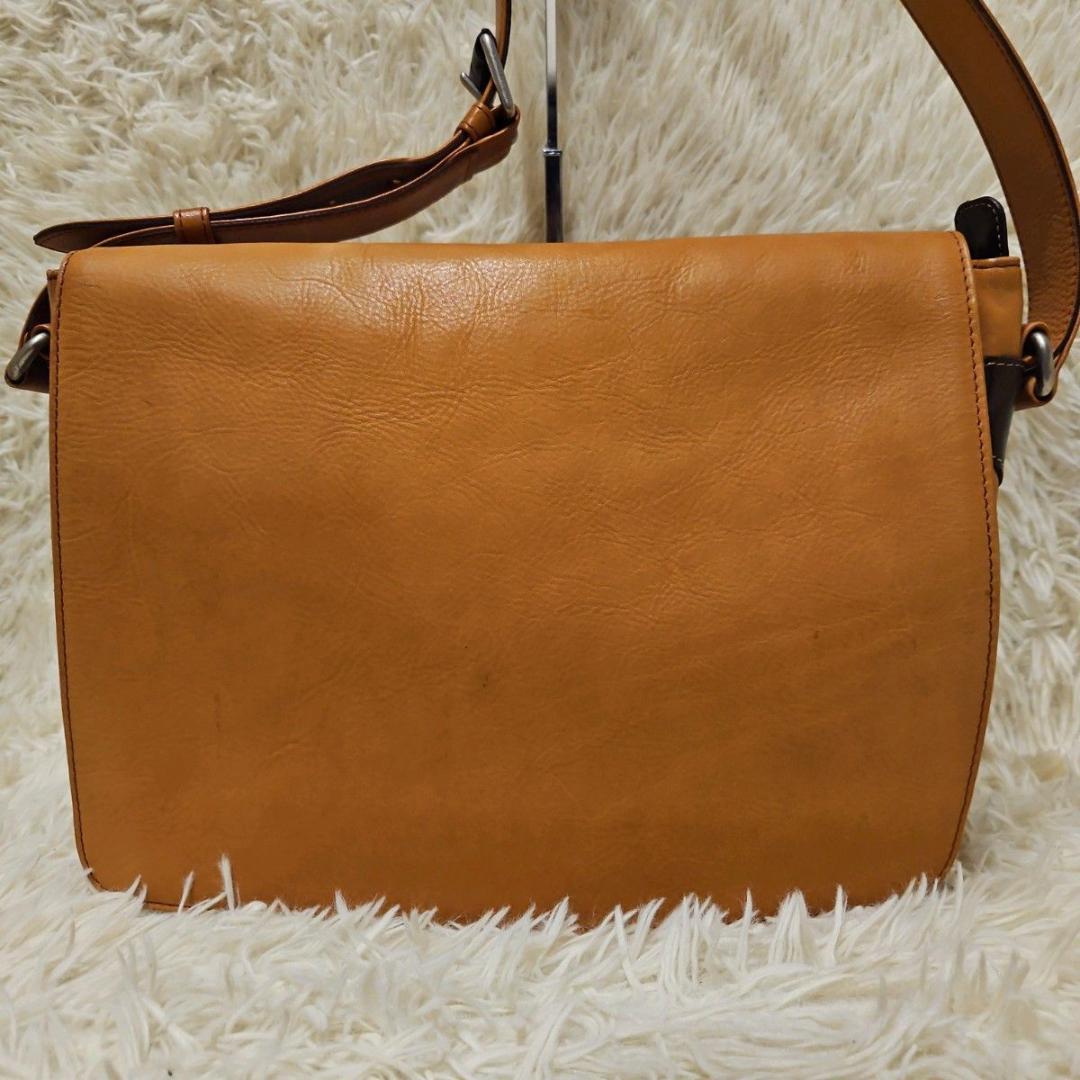 美品 ソメスサドル レザー フラップ ショルダーバッグ キャメル A4