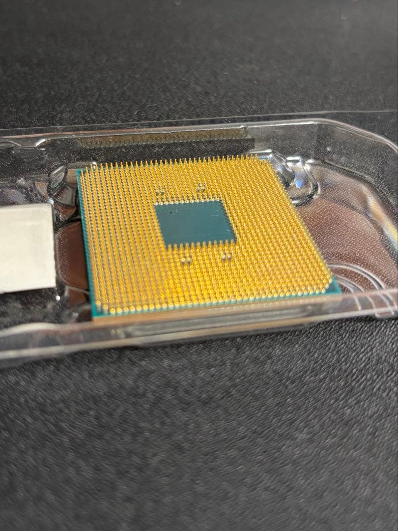 AMD Ryzen 7 3700X CPU 8コア 16スレッド