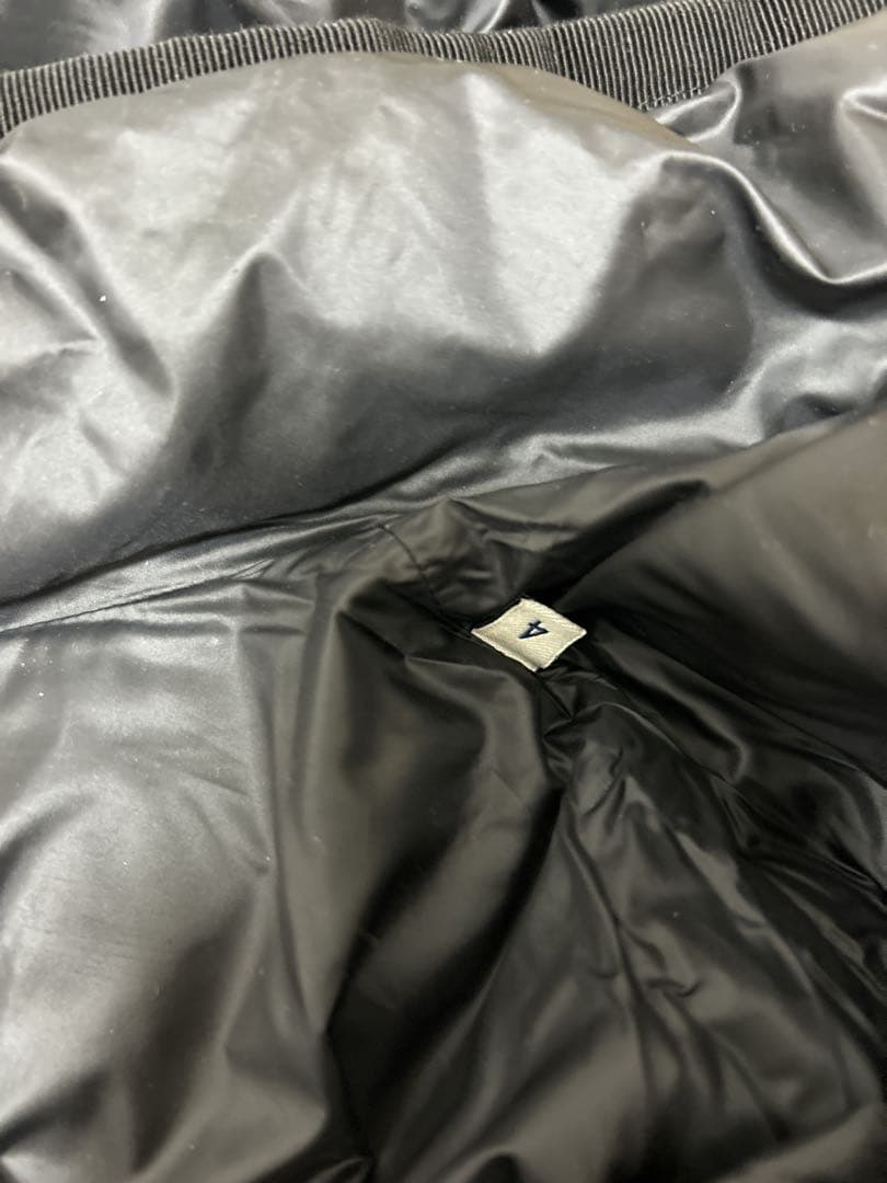 モンクレール エルミンヌ サイズ4 ブラック/大きいサイズ