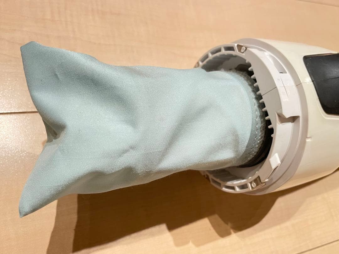 マキタ(makita) 充電式クリーナー コードレス 掃除機 CL281FD