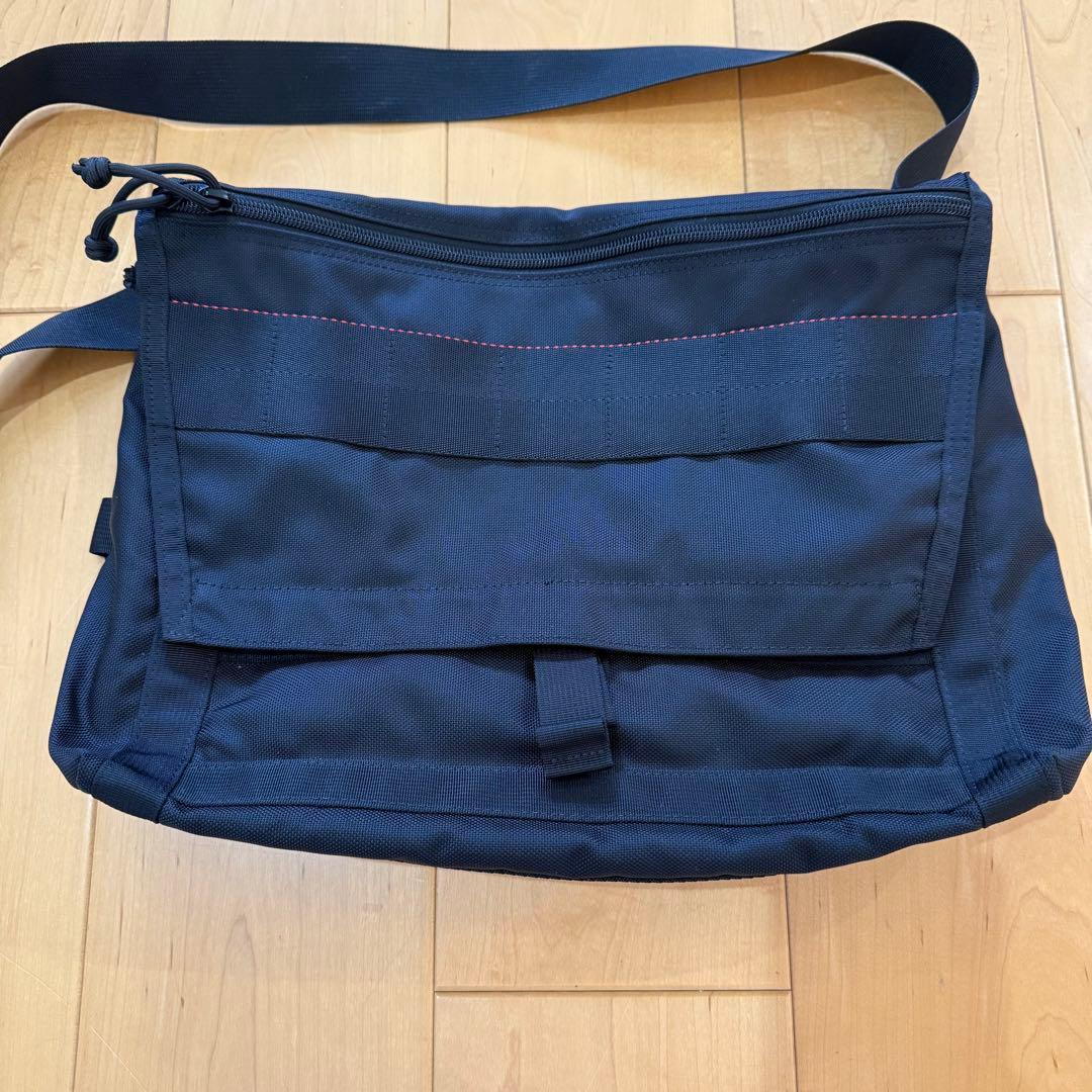 ブリーフィング メッセンジャーバッグ Fleet Messenger 13 黒