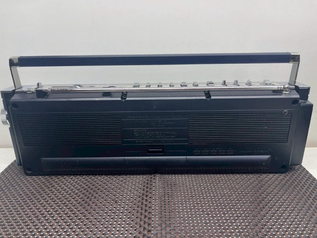 K◆SANYO サンヨー MR-U4SL FM/AM ステレオラジオカセット