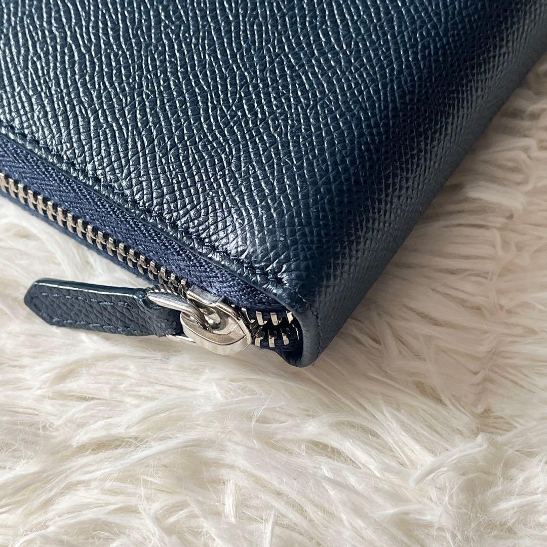 美品　BVLGARI長財布　ネイビー　ラウンドジップ　サークルロゴ　ブルガリマン