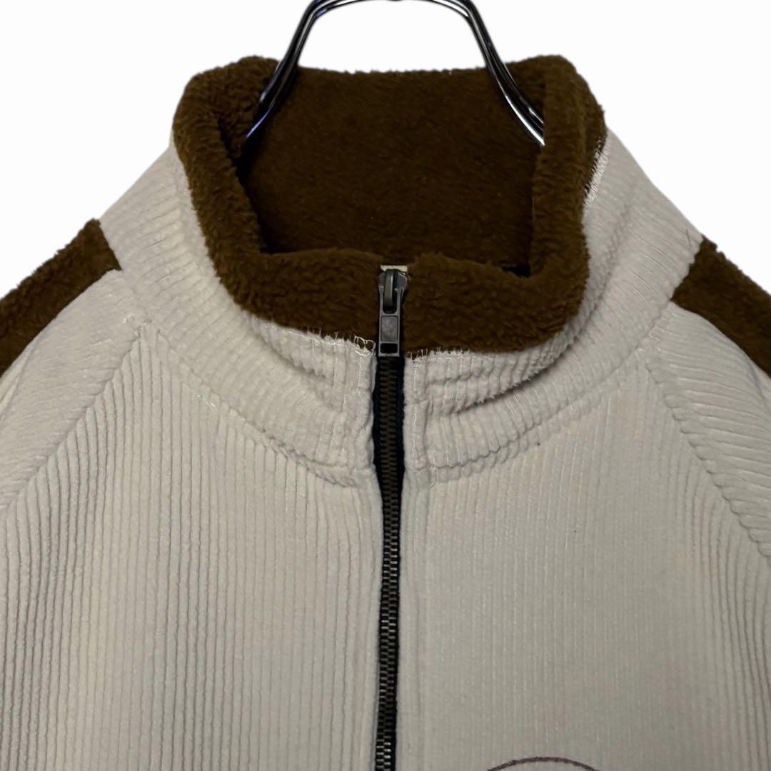 2点セット　写真1のジャケットと写真2.3のTシャツ