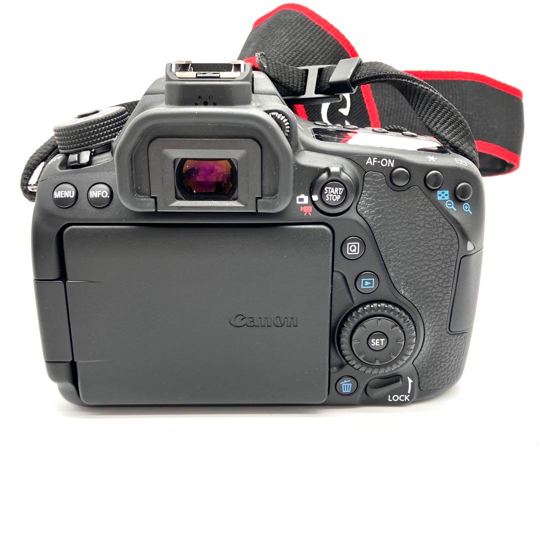 Canon EOS 80D 18-55mmSTMレンズセット