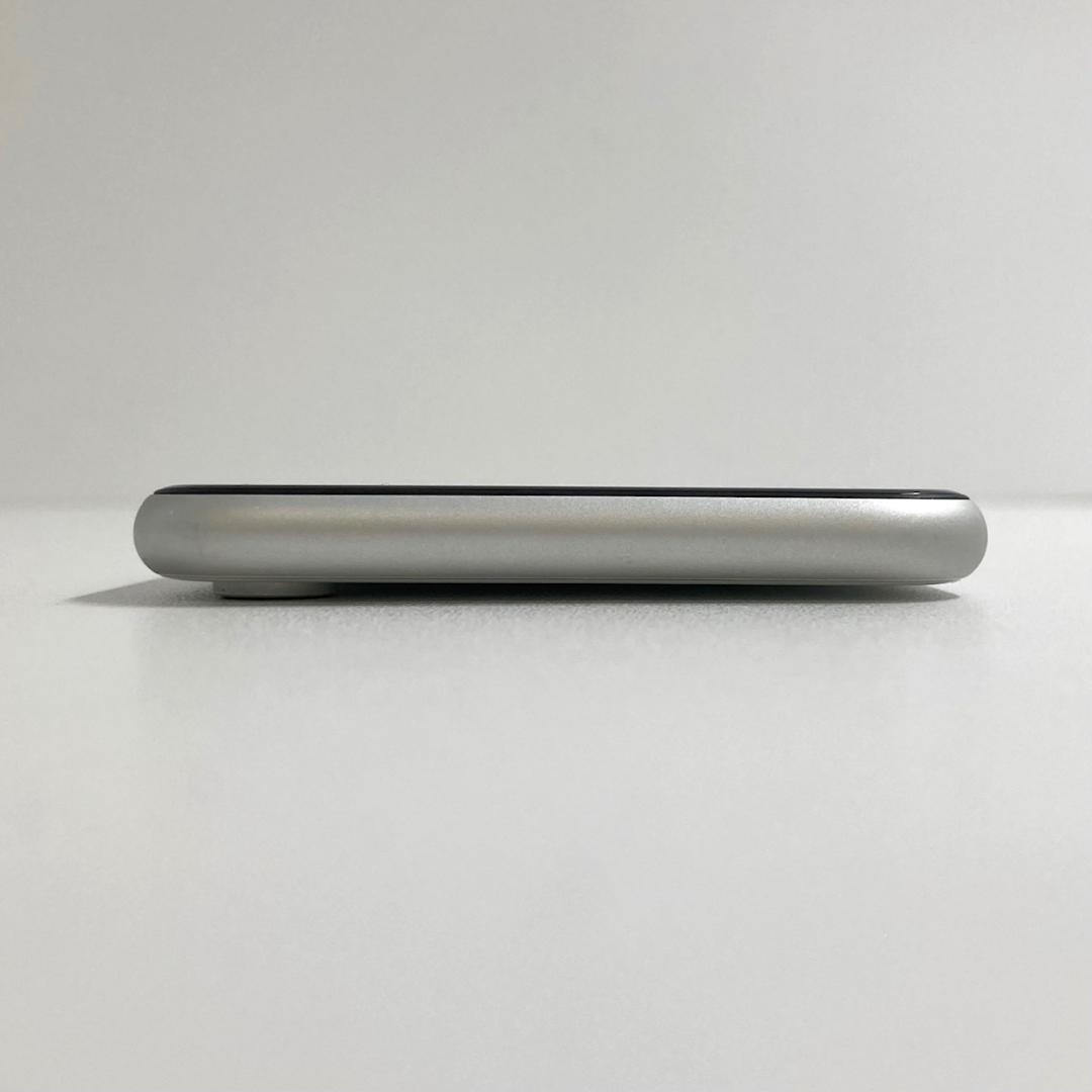 美品　apple　iphoneXR　スマートフォン　ホワイト　64GB