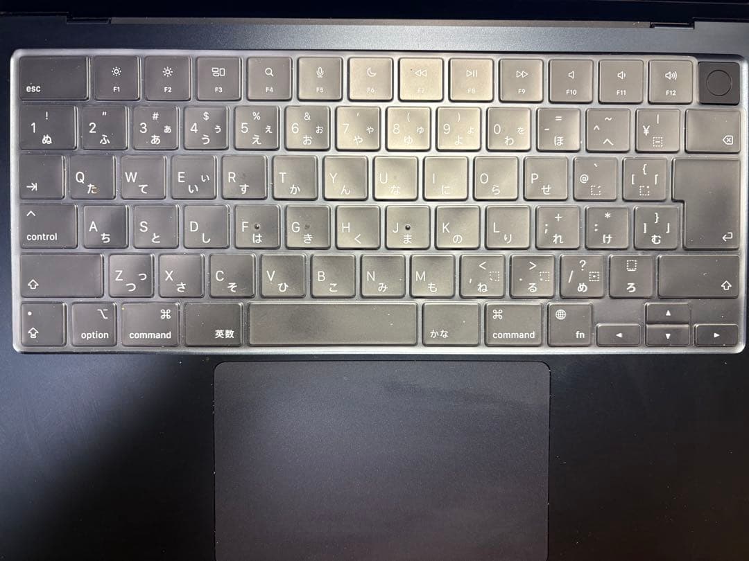 【バッテリー95%】MacBook Air M2 / 純正キーボードおまけ