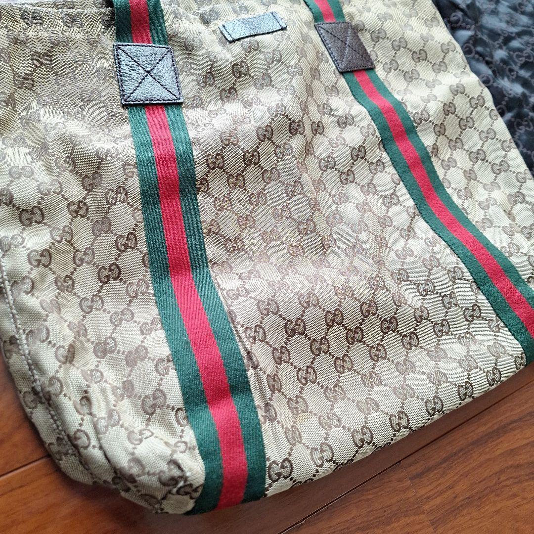 Gucci GGパターン トートバッグ 収納袋付き