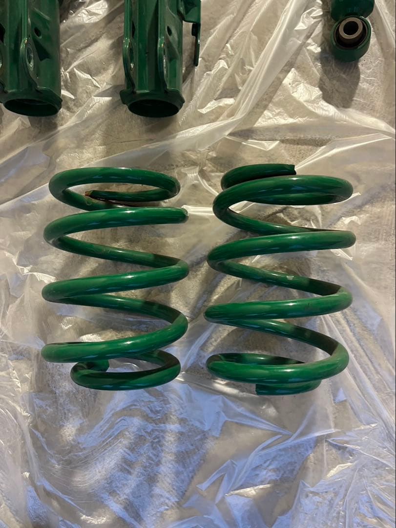 かっちゃんページ【TEIN①】ヴェルファイア車高調 2個口