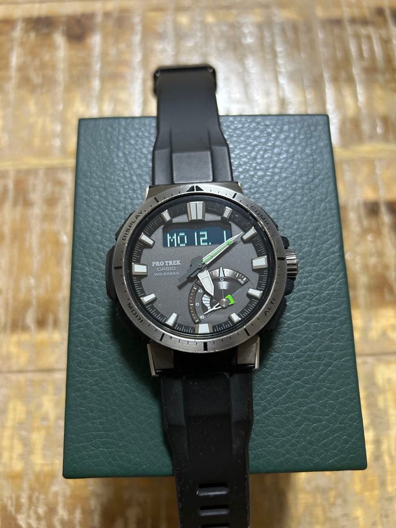 PRO TREK デジタル腕時計 ブラック