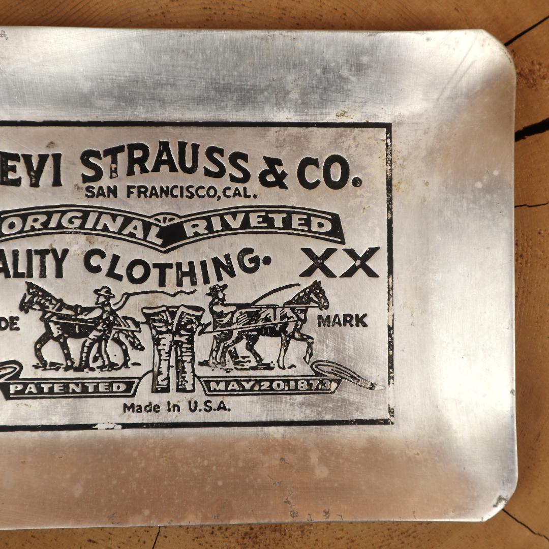 マ*シ様 リーバイス トレー トレイ LEVIS アルミ ビンテージ アドバタイ