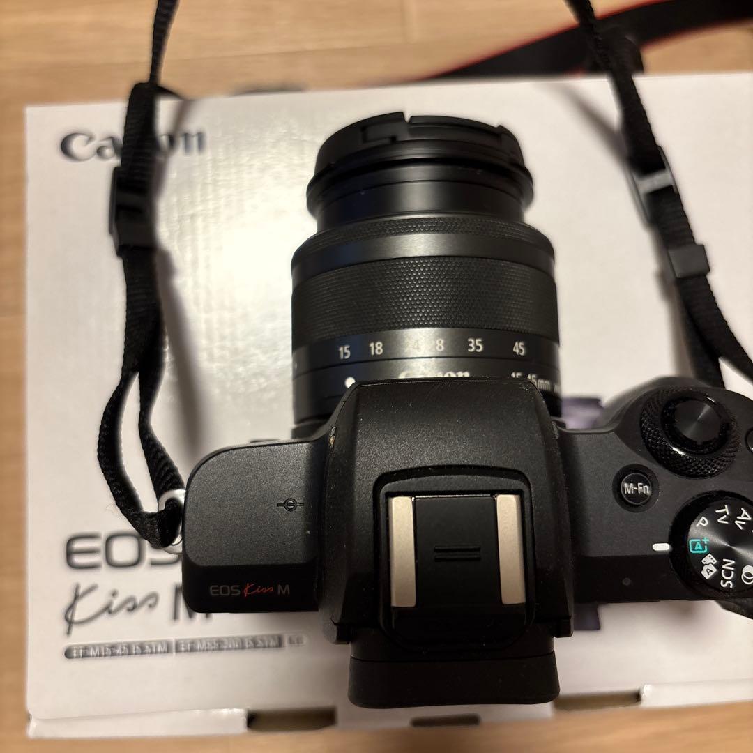 canon EOS kiss M ダブルレンズ