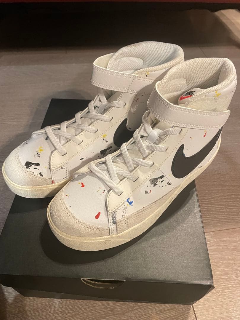 Nike ハイカットスニーカー ホワイト22㎝ キッズ 子供用