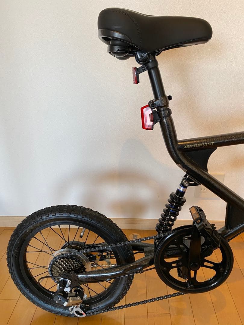 ほぼ新品　ミニベロ 16インチ　ブラック