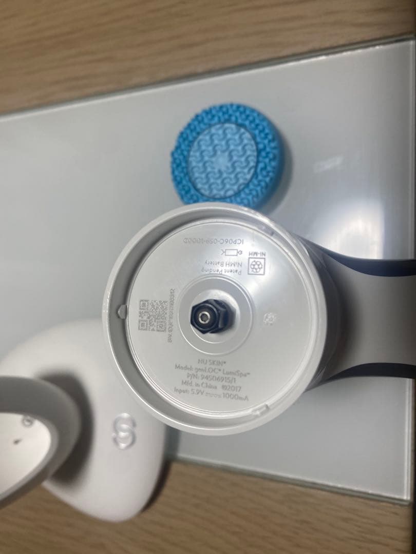 ルミスパ　美顔器 クレンジング付き